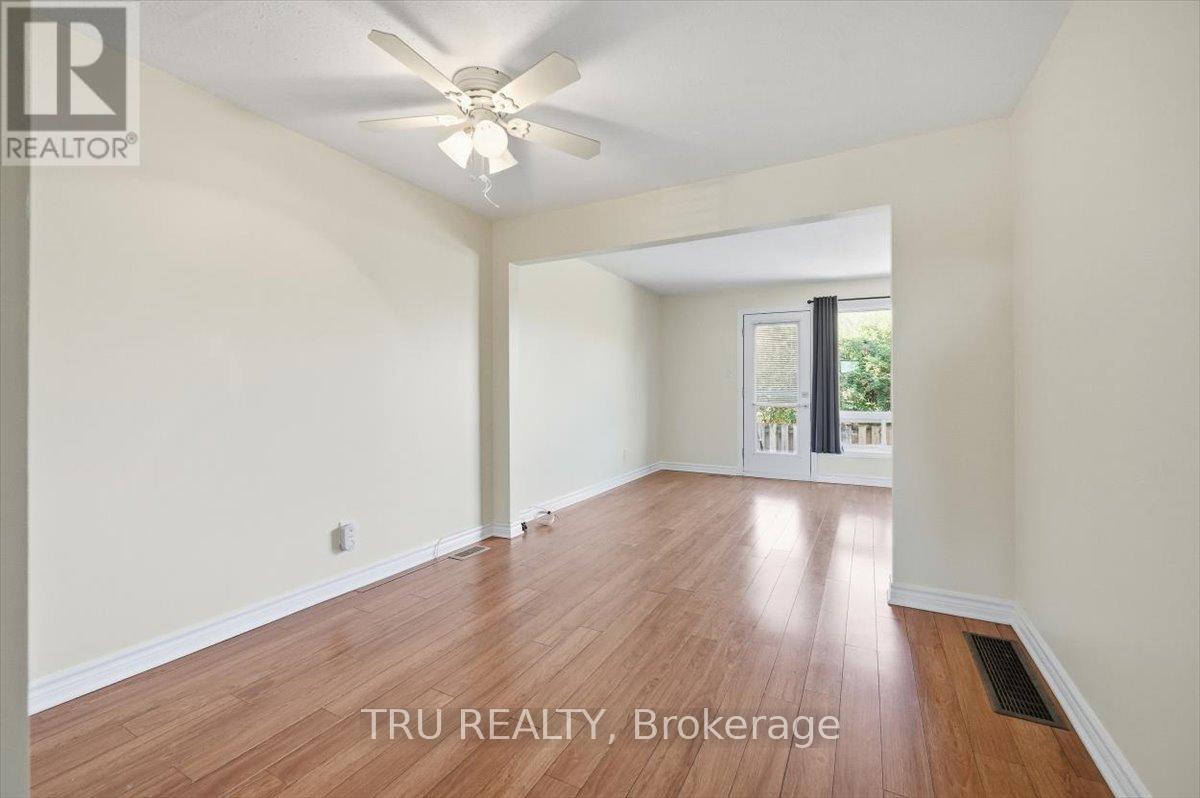 302 - 2290 Cotters Crescent