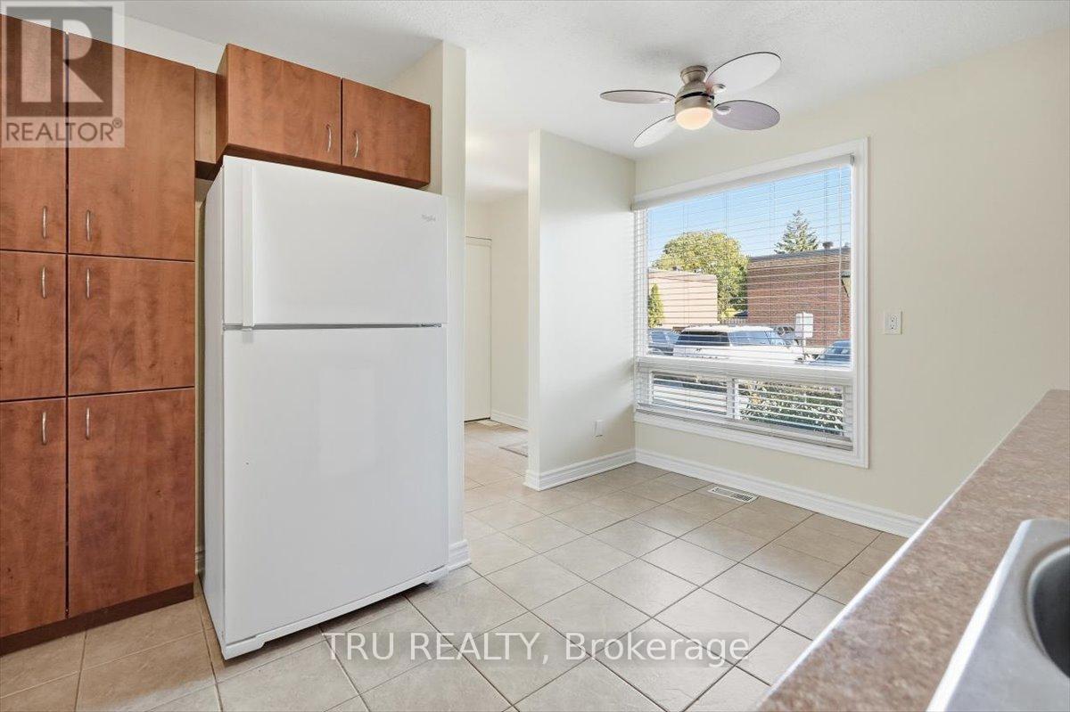 302 - 2290 Cotters Crescent