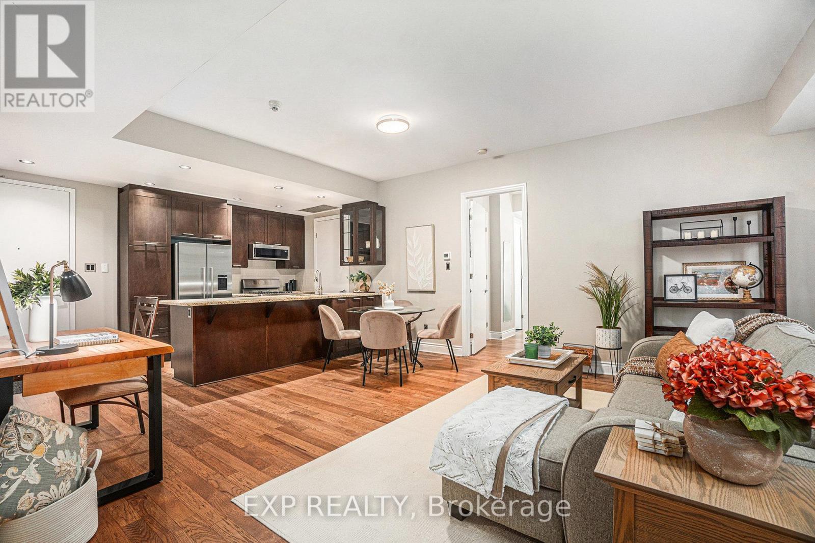 403 - 327 Breezehill Avenue S