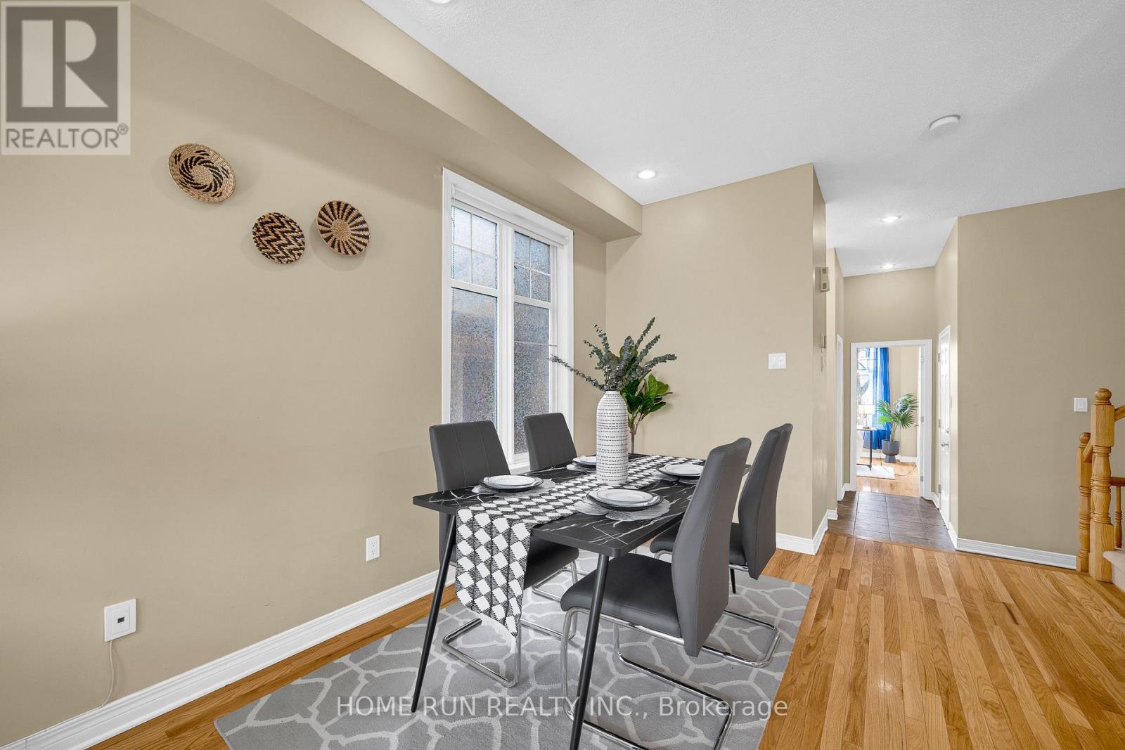 517 Devonwood Circle