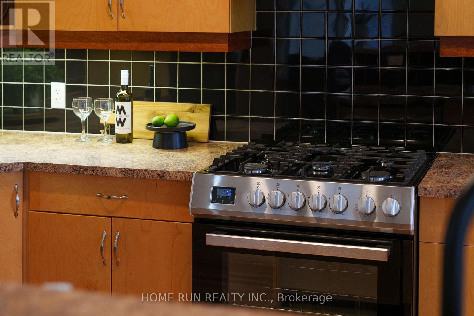 517 Devonwood Circle