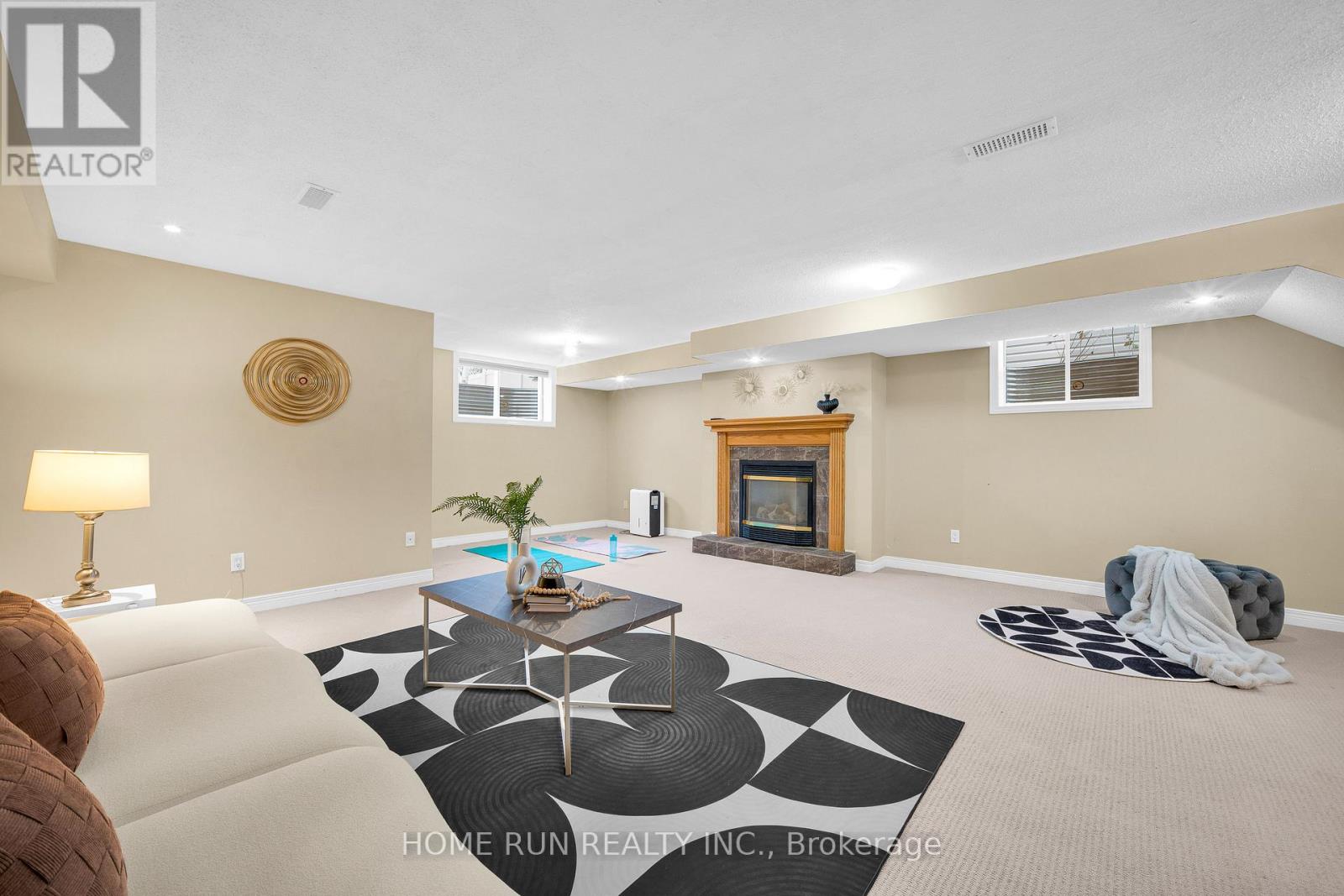 517 Devonwood Circle