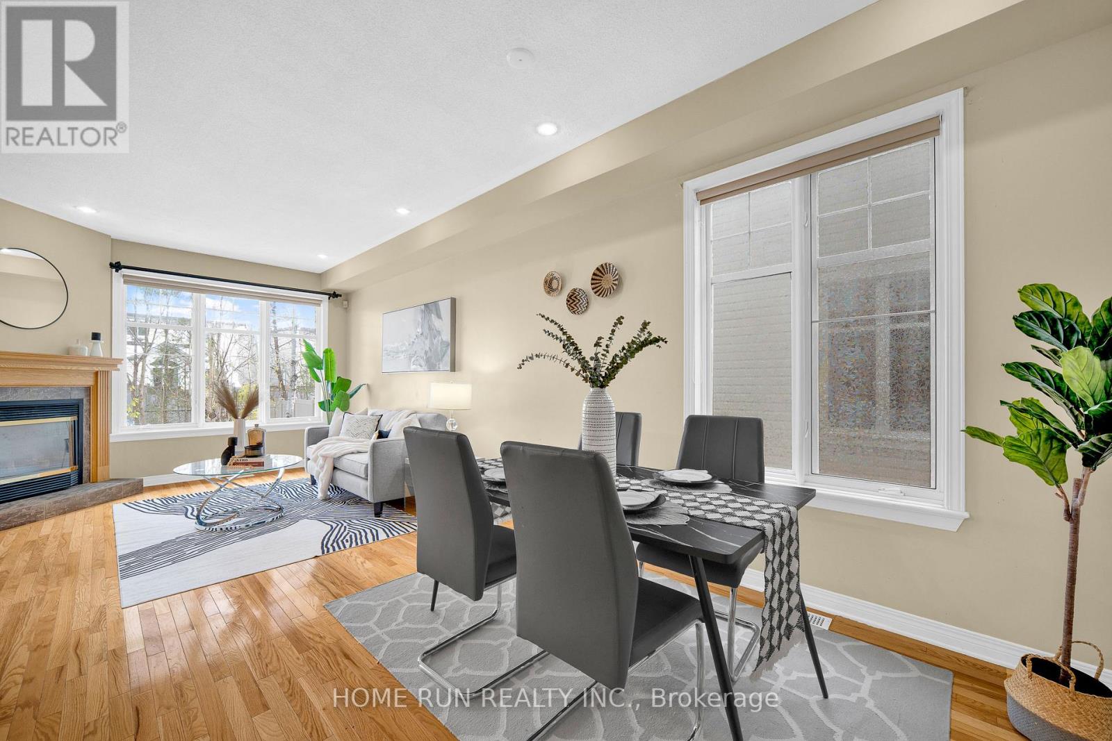 517 Devonwood Circle