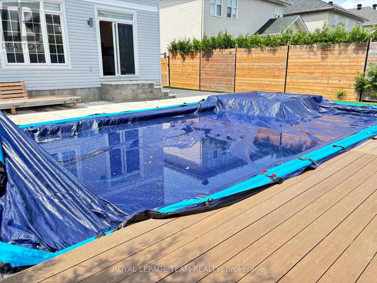 78 Friendly Crescent