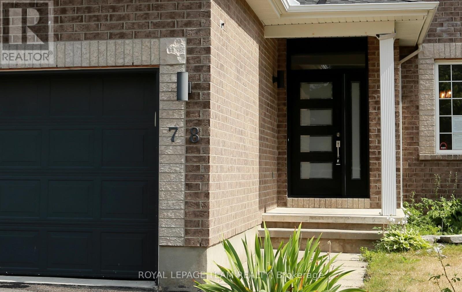 78 Friendly Crescent