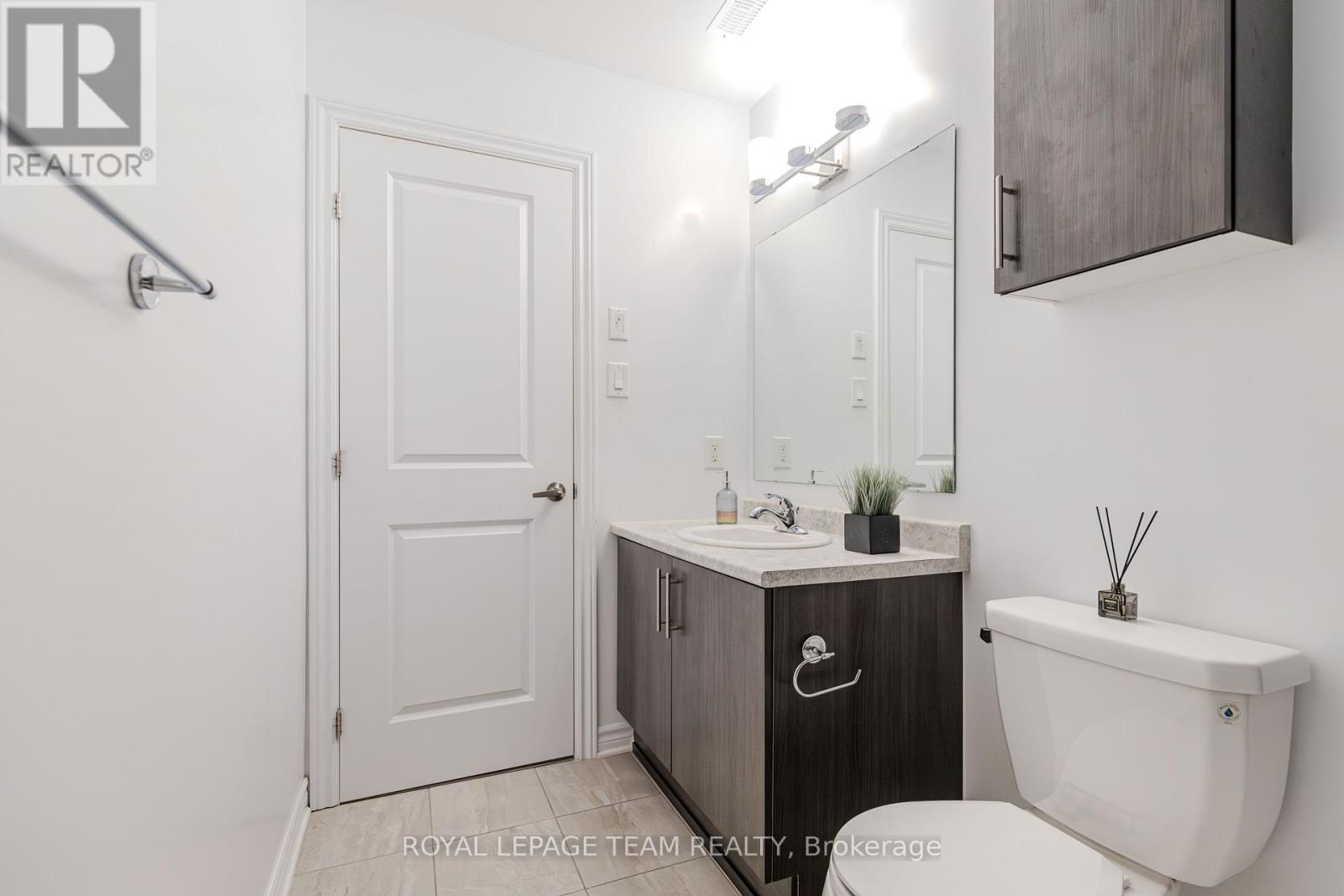 D - 50 Jaguar Private