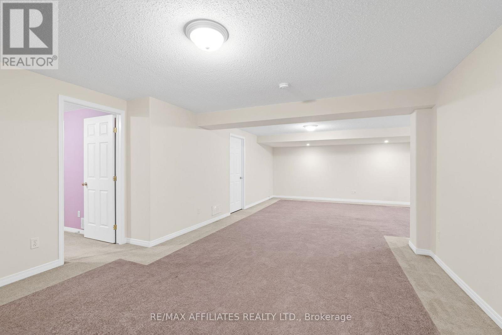 54 Dr Gordon Crescent