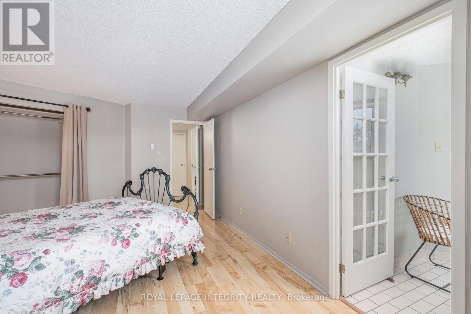 210 - 1025 Grenon Avenue