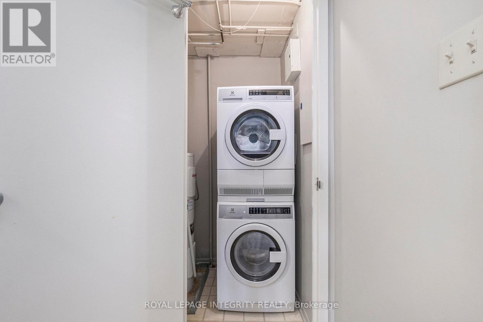 210 - 1025 Grenon Avenue