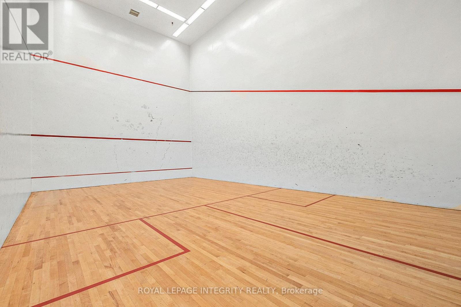 210 - 1025 Grenon Avenue