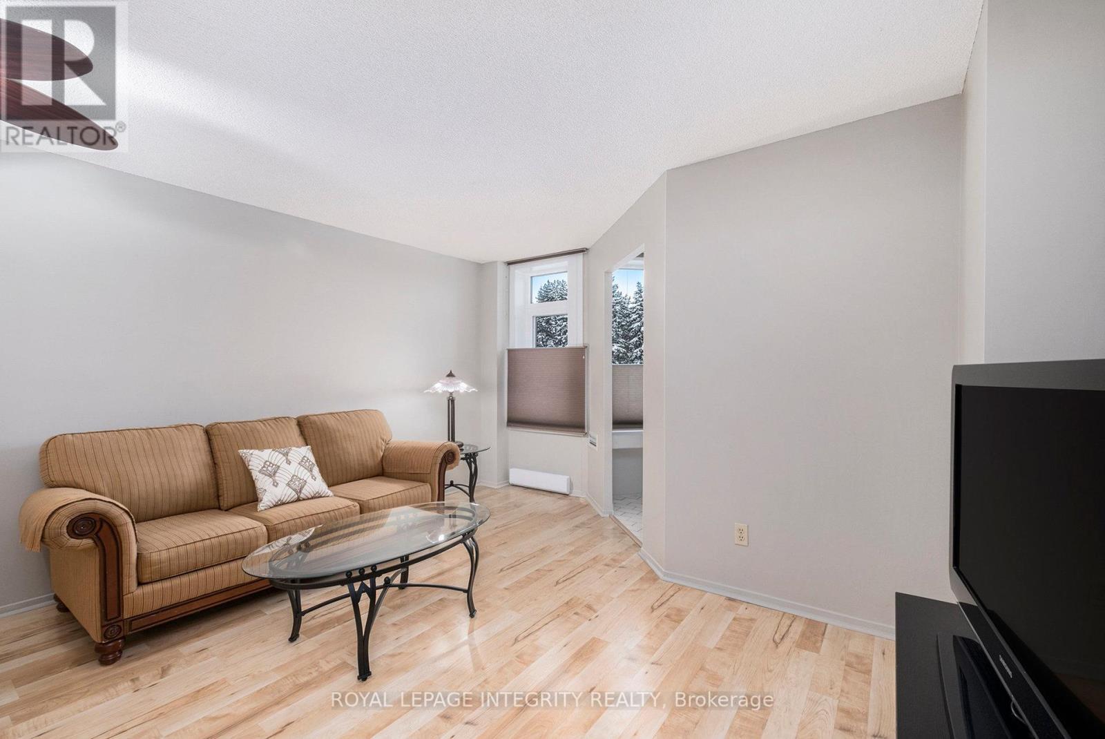 210 - 1025 Grenon Avenue