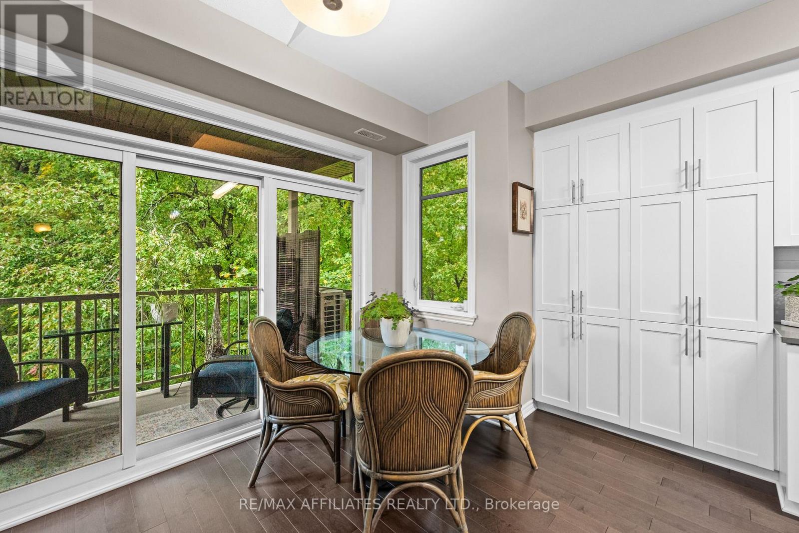 H - 1030 Beryl Private