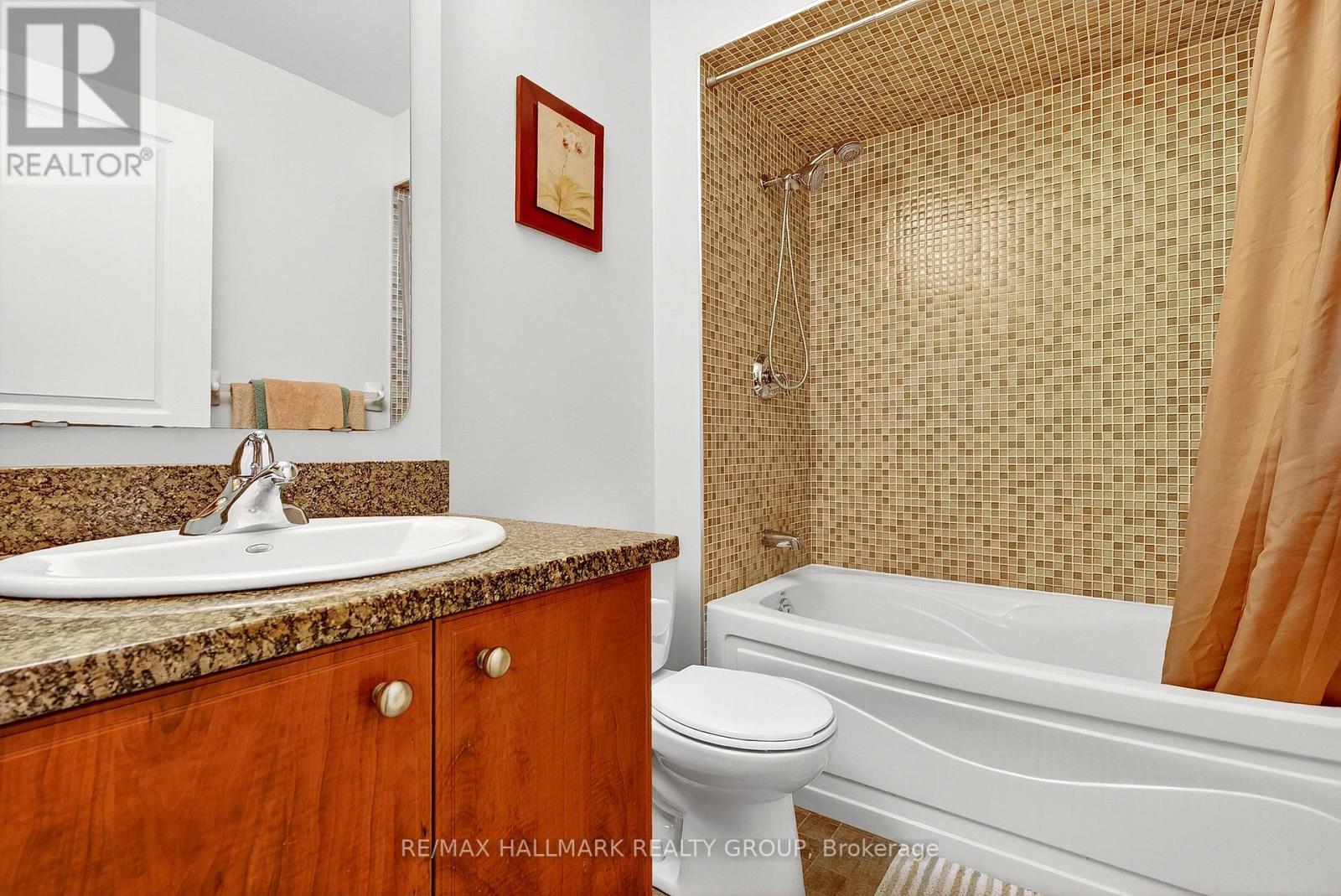 1206 - 200 Besserer Street