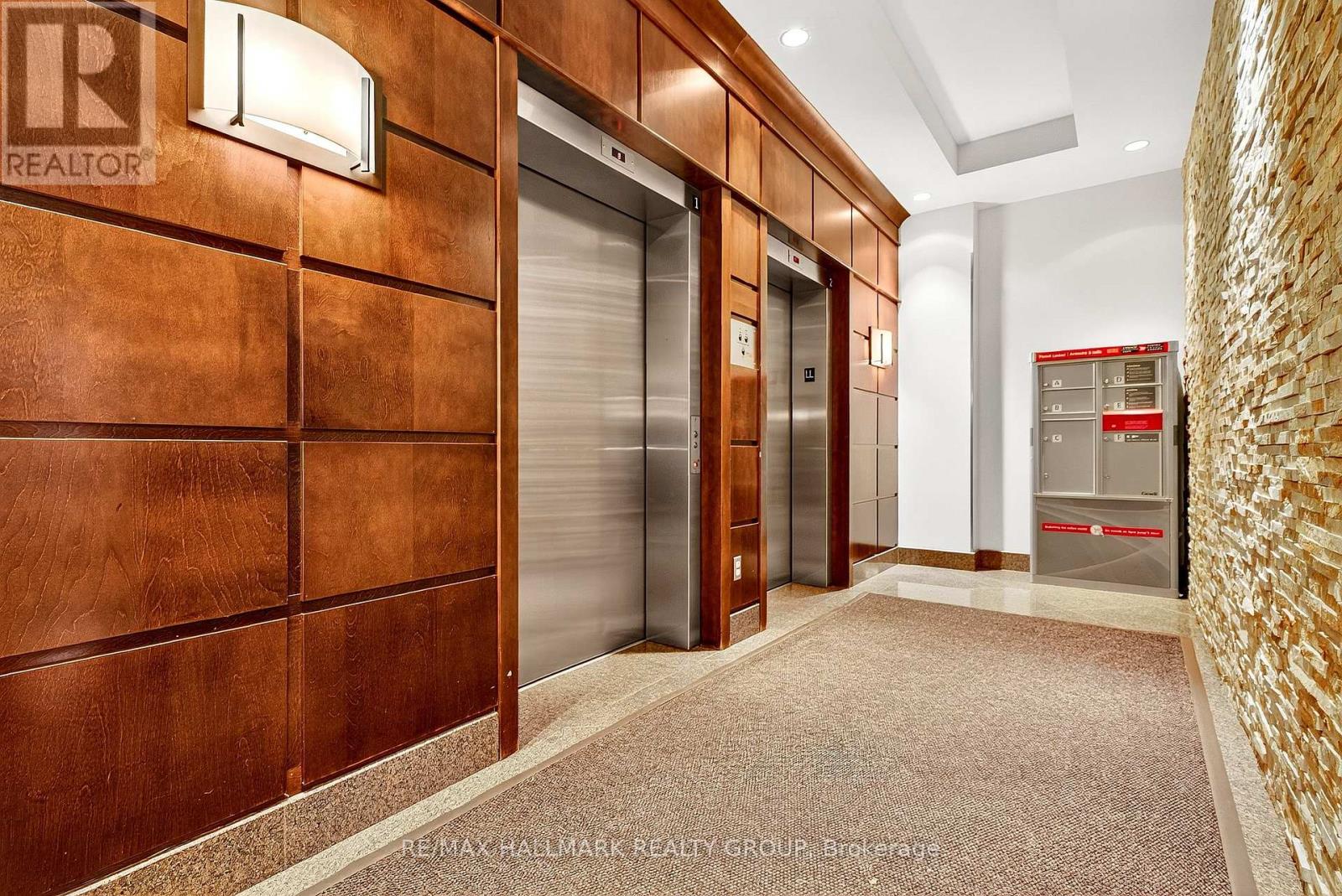 1206 - 200 Besserer Street