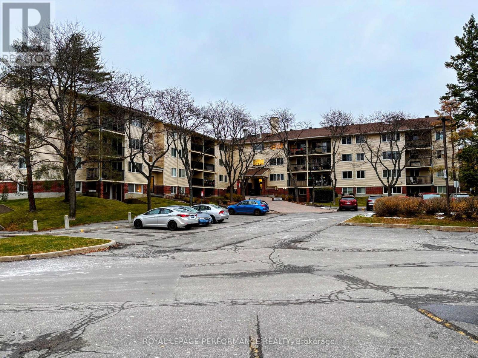 112 - 6470 Bilberry Drive