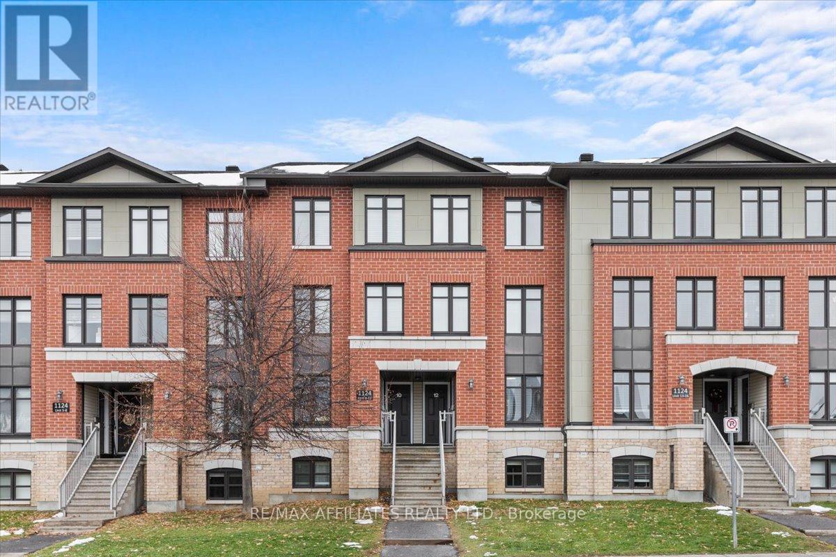 11 - 1124 Docteur Corbeil Boulevard