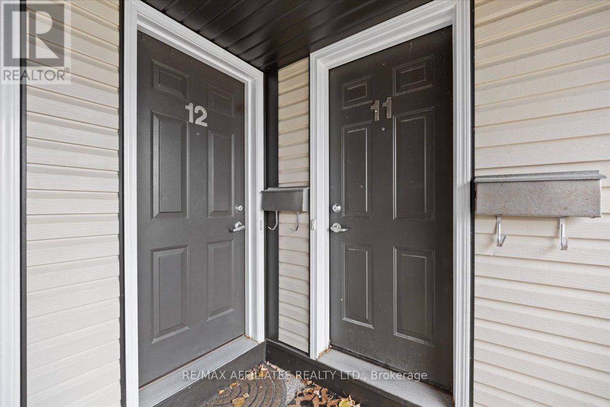 11 - 1124 Docteur Corbeil Boulevard