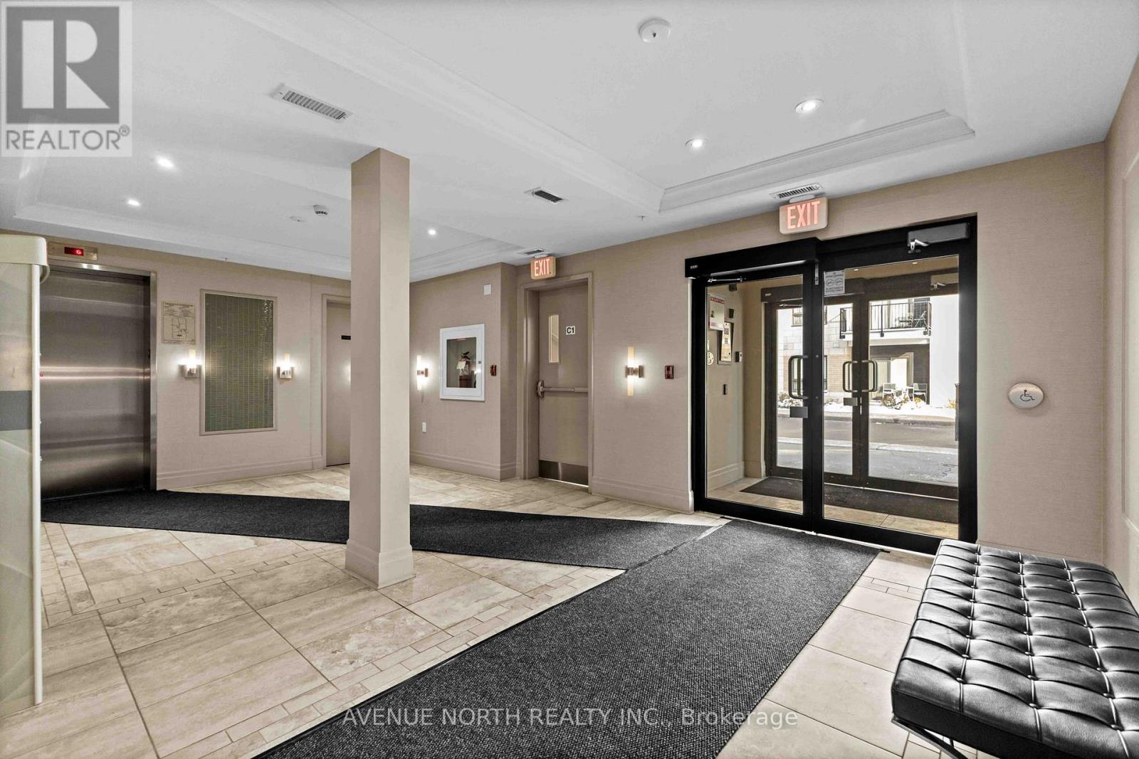 104 - 200 Winterfell Private