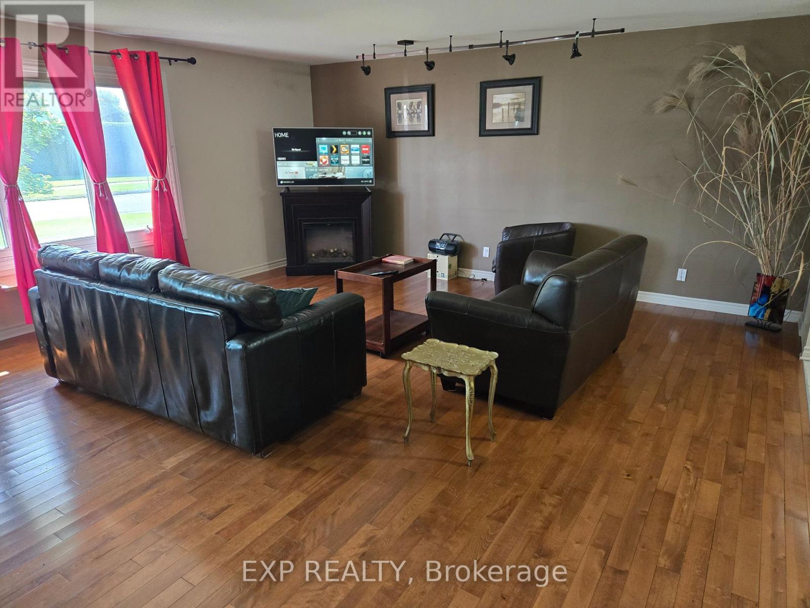 1990 Belcourt Boulevard