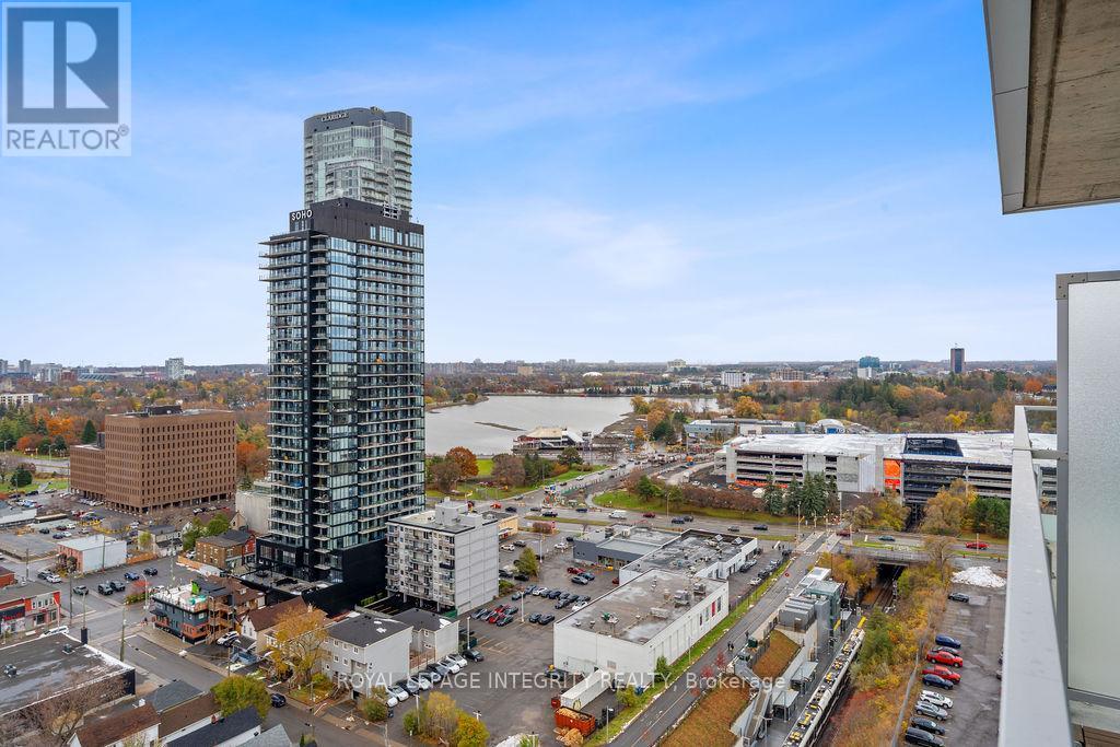 1908 - 111 Champagne Avenue S