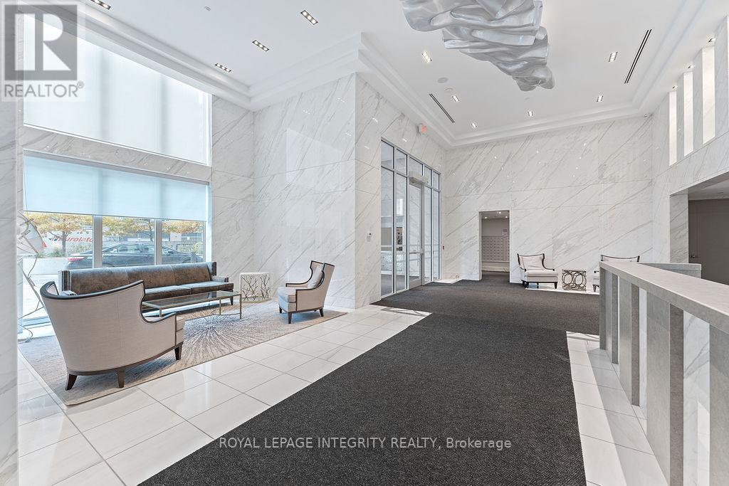 1908 - 111 Champagne Avenue S