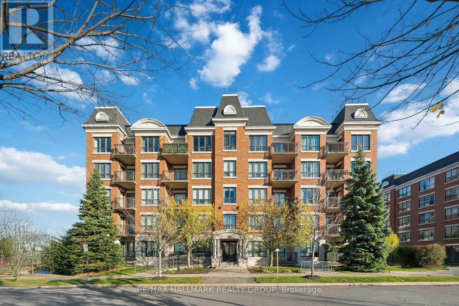 320 - 905 Beauparc Private