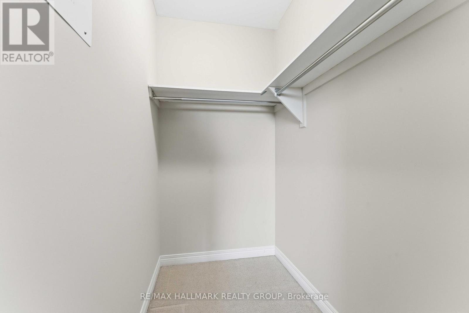 320 - 905 Beauparc Private