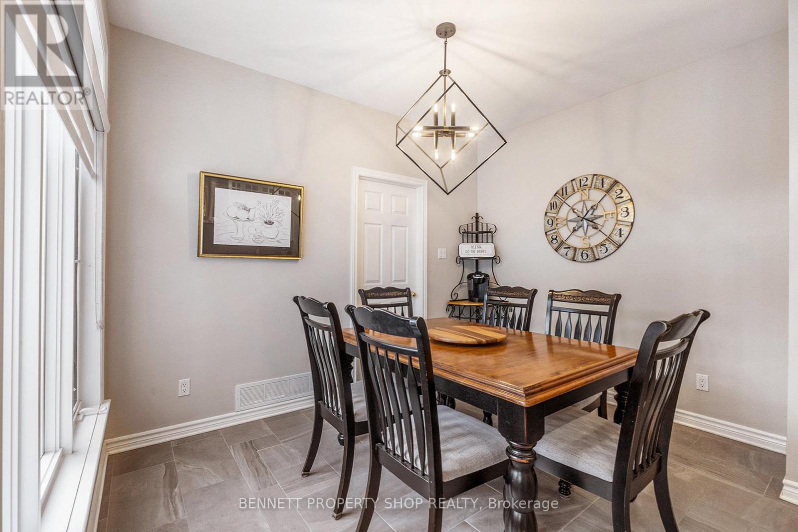 578 Devonwood Circle