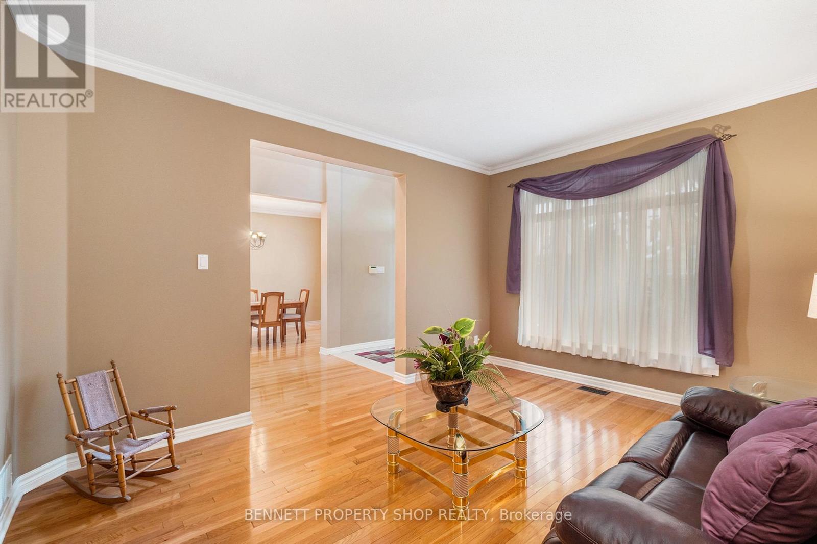 578 Devonwood Circle