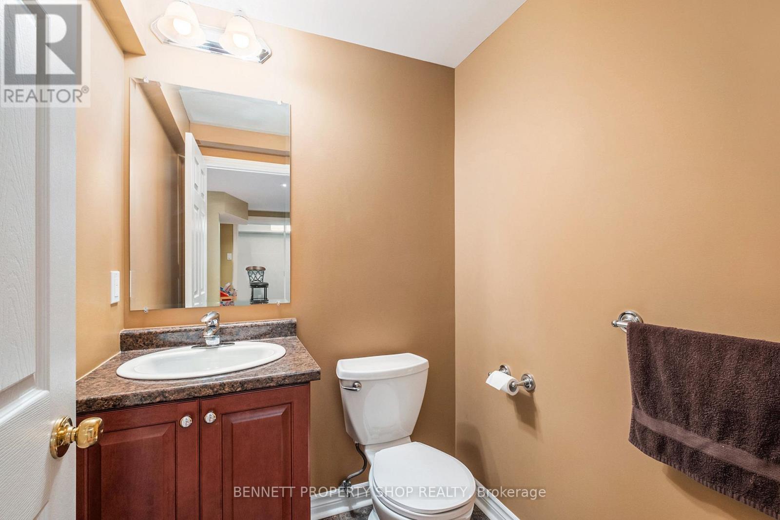 578 Devonwood Circle