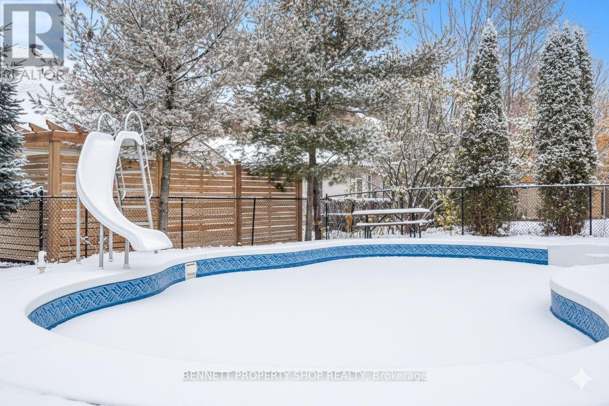 578 Devonwood Circle