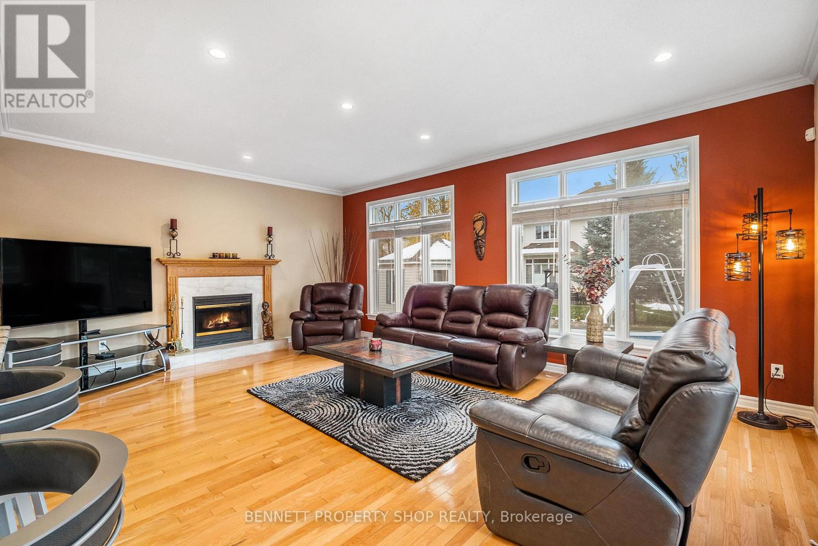 578 Devonwood Circle