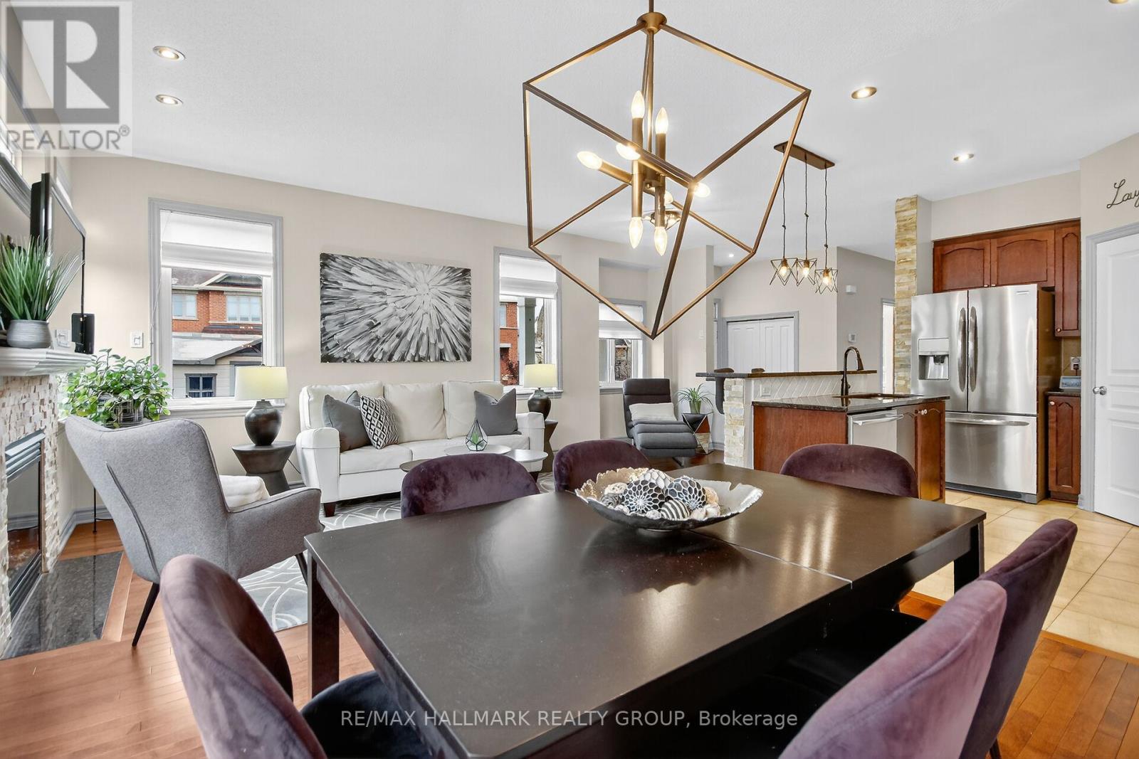 668 Bowercrest Crescent