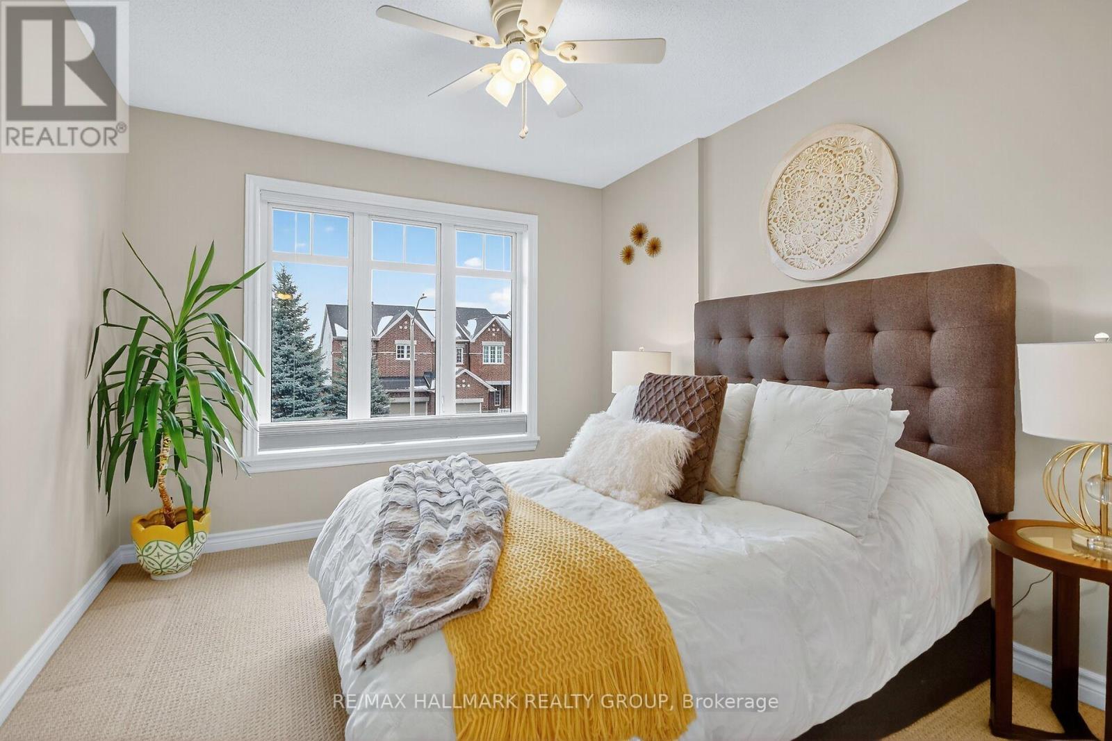 668 Bowercrest Crescent