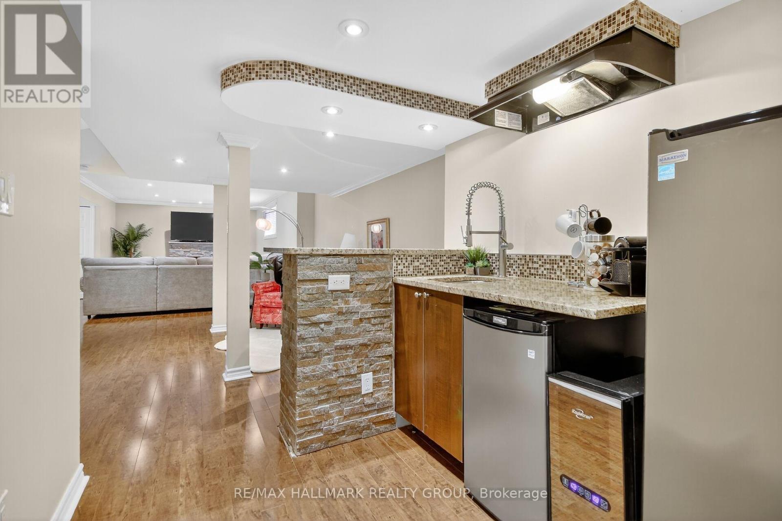 668 Bowercrest Crescent