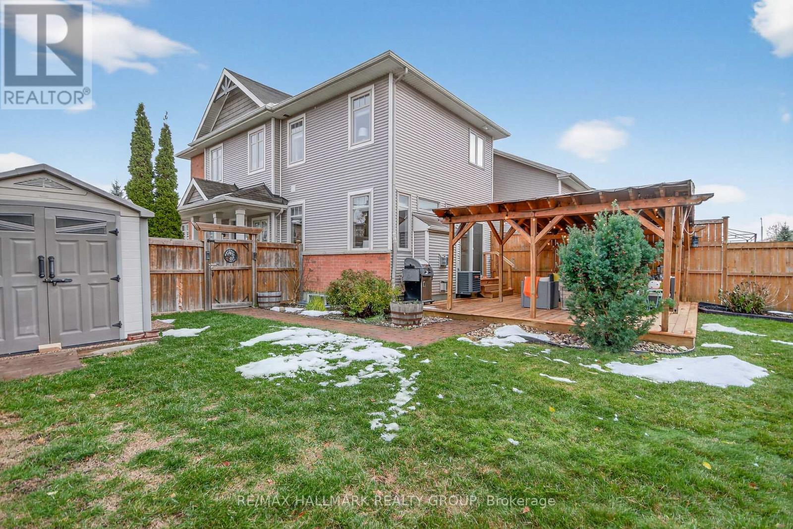 668 Bowercrest Crescent