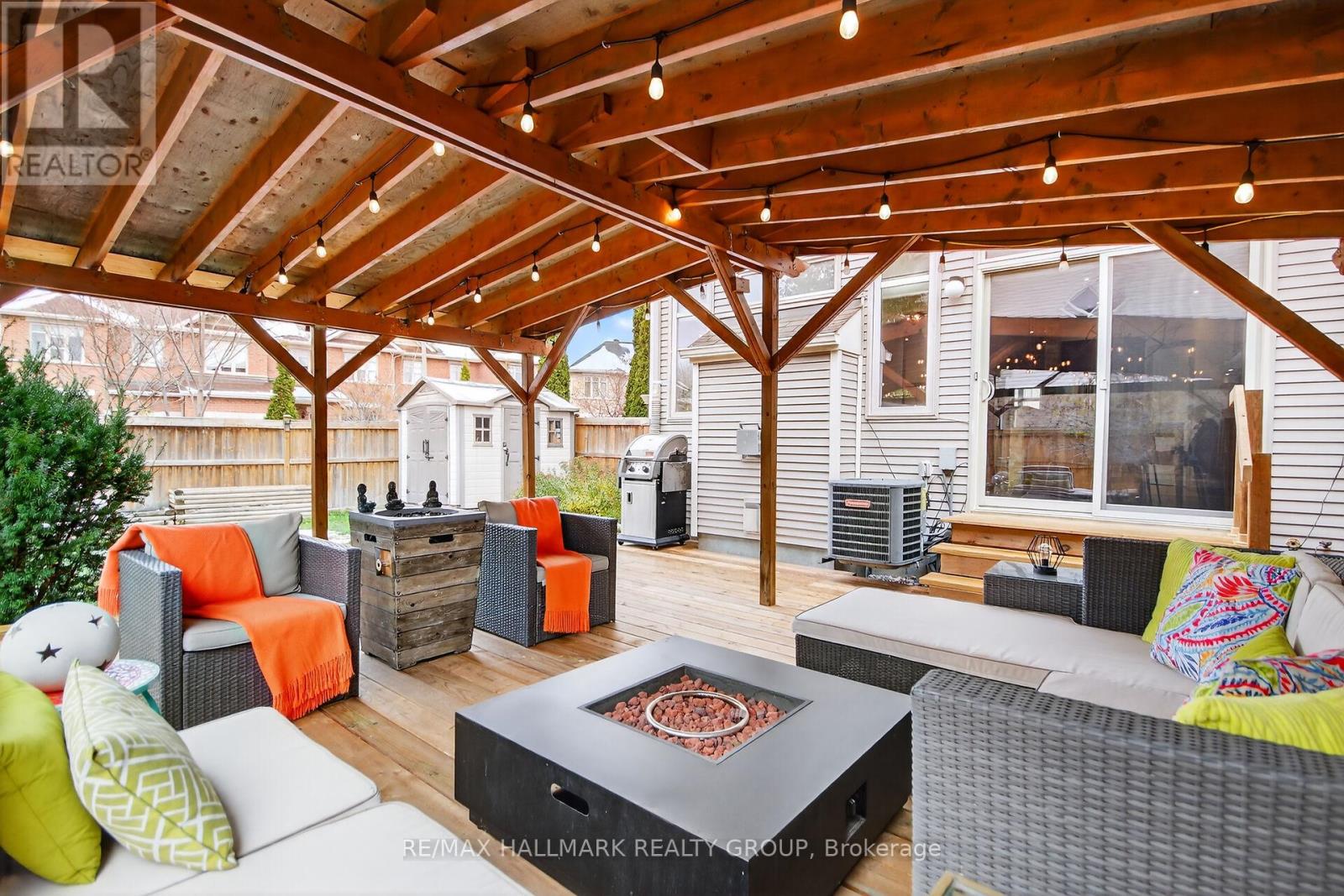 668 Bowercrest Crescent