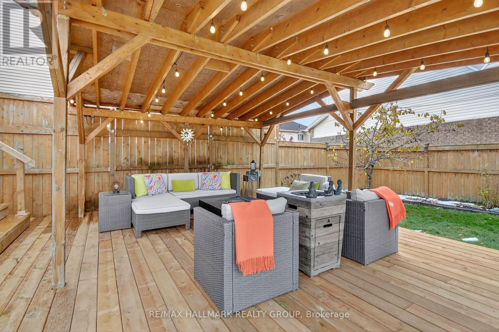 668 Bowercrest Crescent