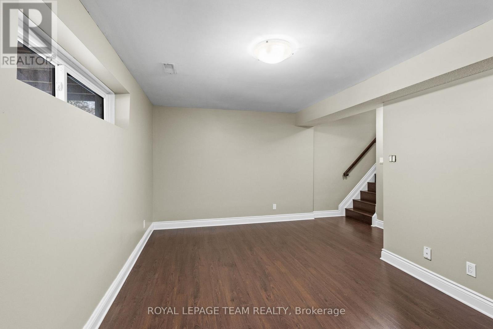 828 Kingfisher Crescent