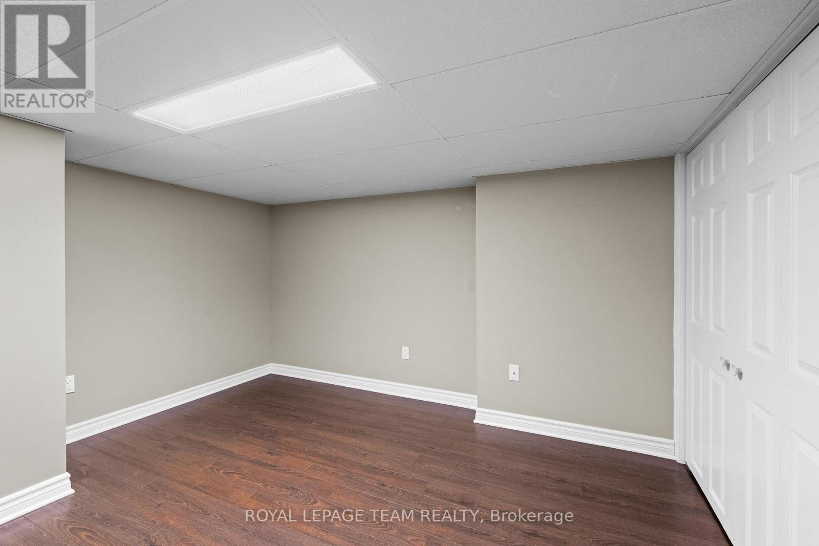 828 Kingfisher Crescent