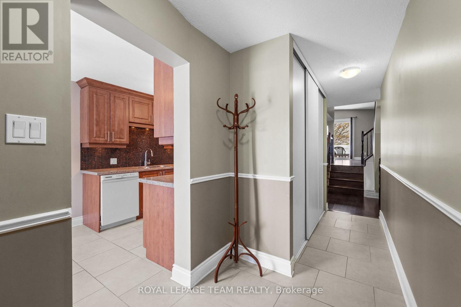 828 Kingfisher Crescent