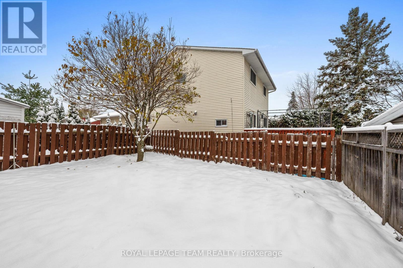 828 Kingfisher Crescent