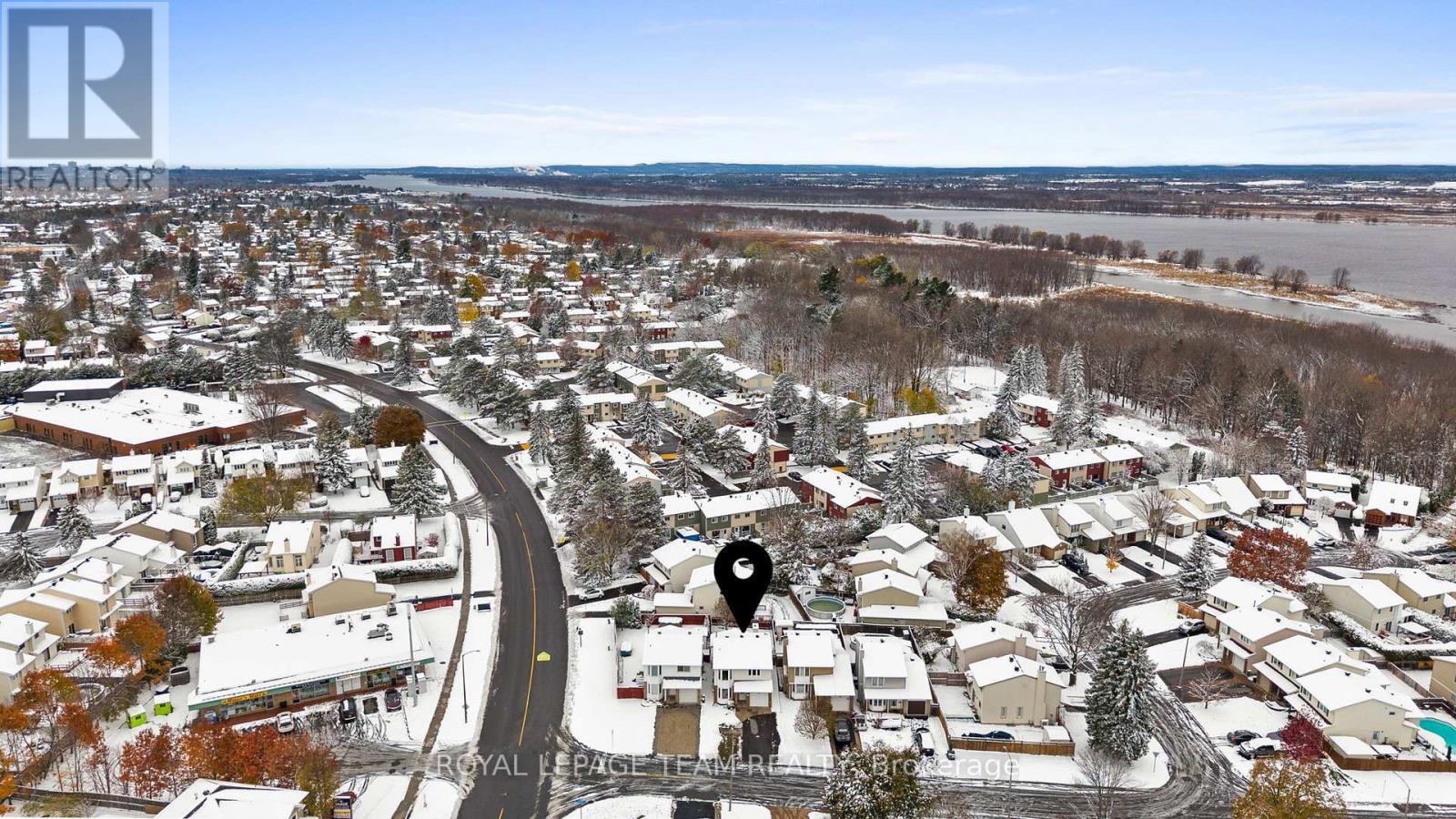 828 Kingfisher Crescent