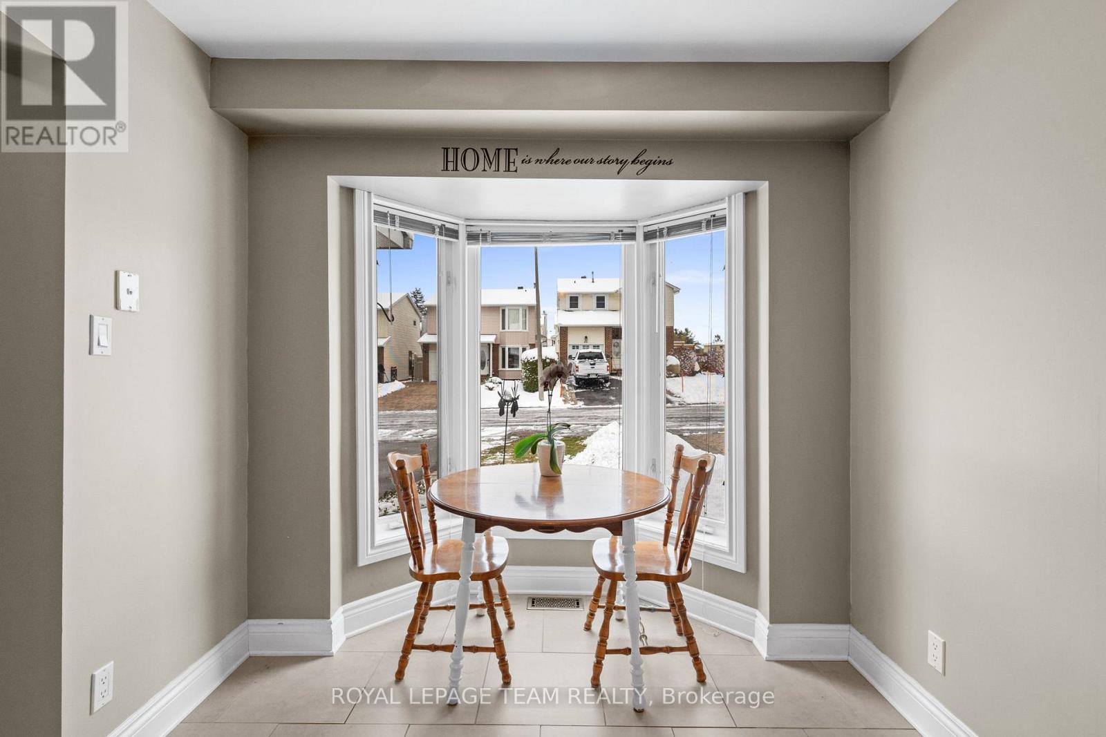 828 Kingfisher Crescent