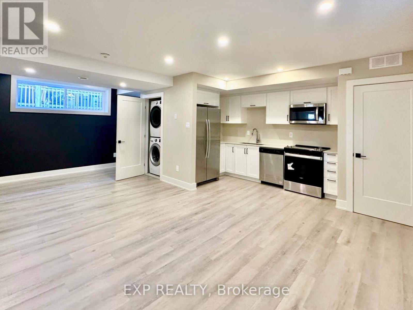 A & B - 27 O'meara Street