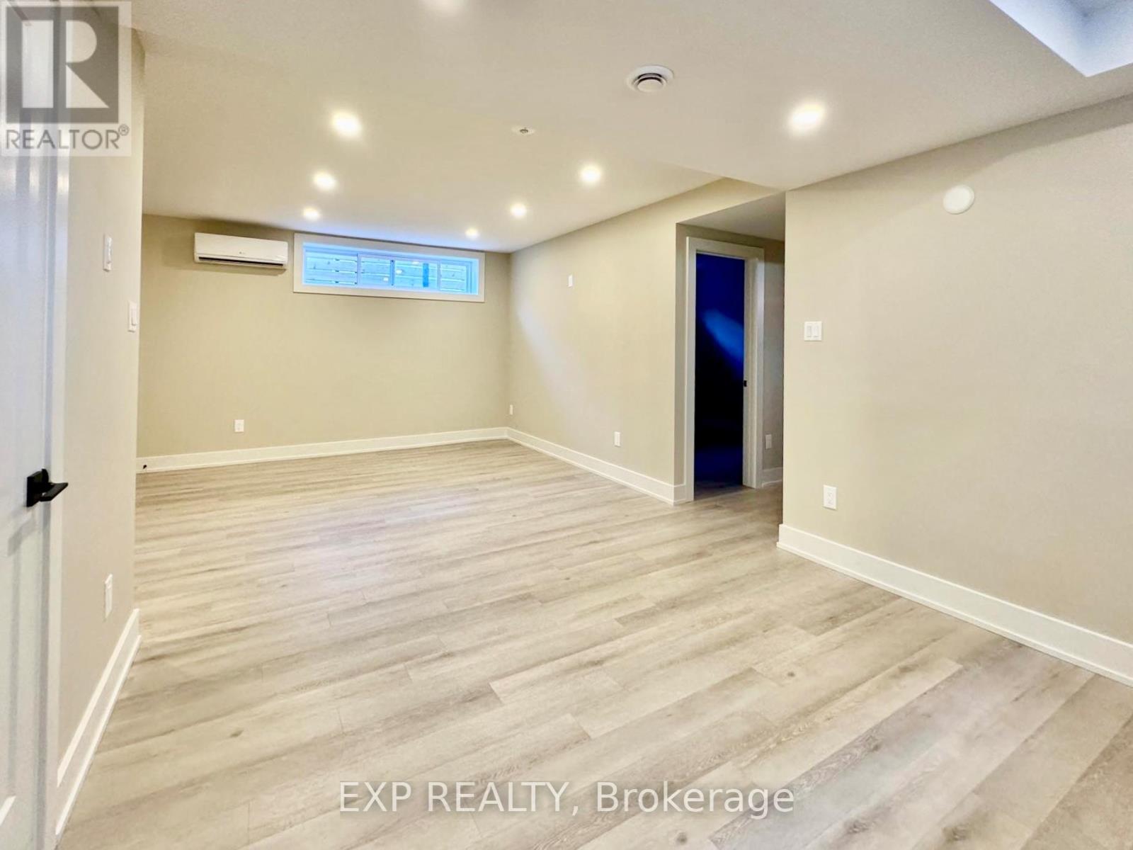 A & B - 27 O'meara Street