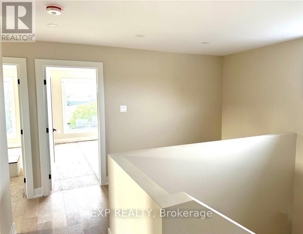 A + B - 25 O'meara Street