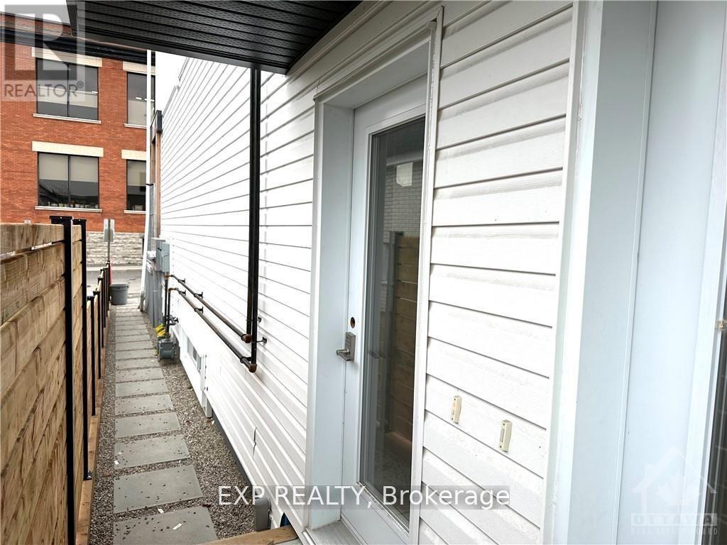 A + B - 25 O'meara Street