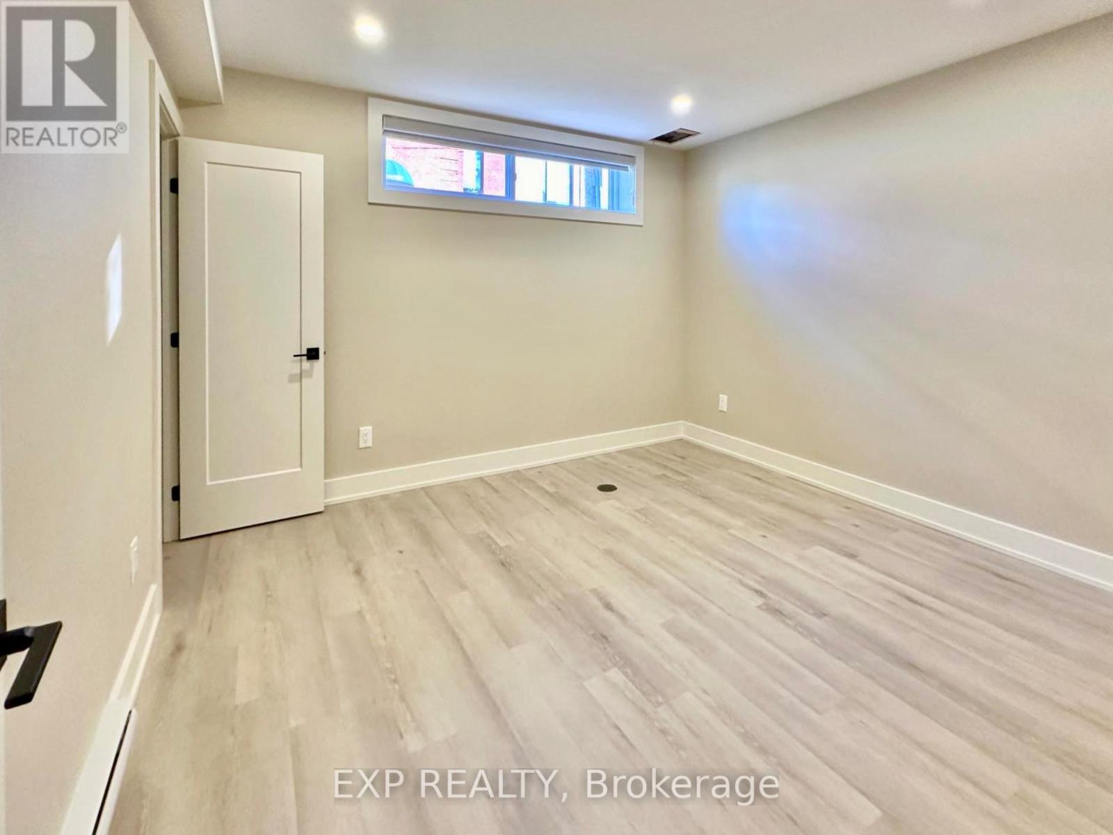 A + B - 25 O'meara Street