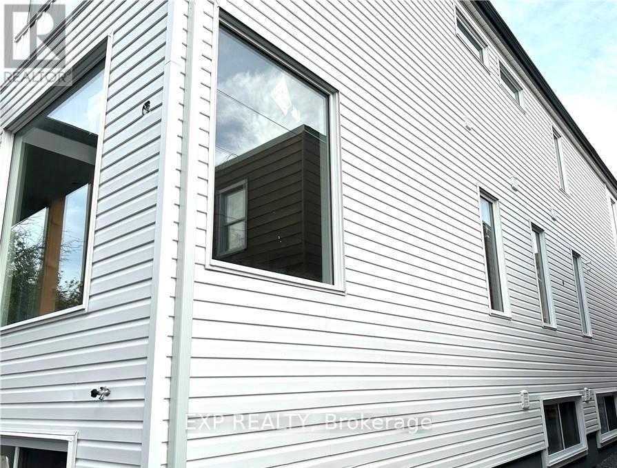 A + B - 25 O'meara Street